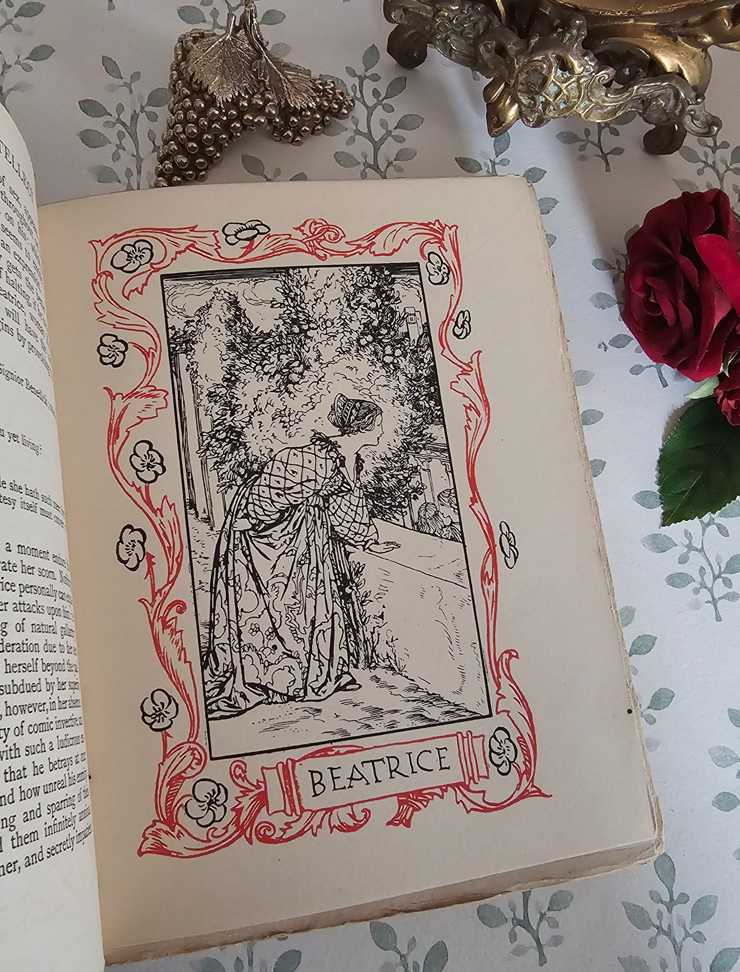 1901 Shakespeare's Heroines by Mrs Jameson / Illustrated by Anning Bell