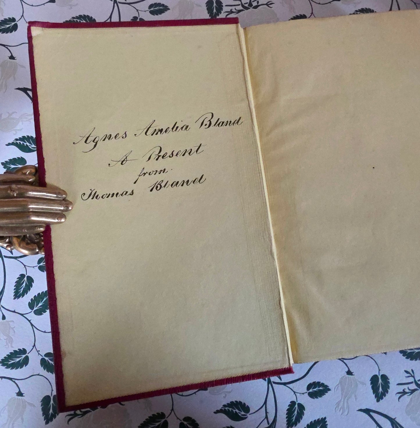 1857 Lives of Illustrious Women of England : Super Engraved Portraits