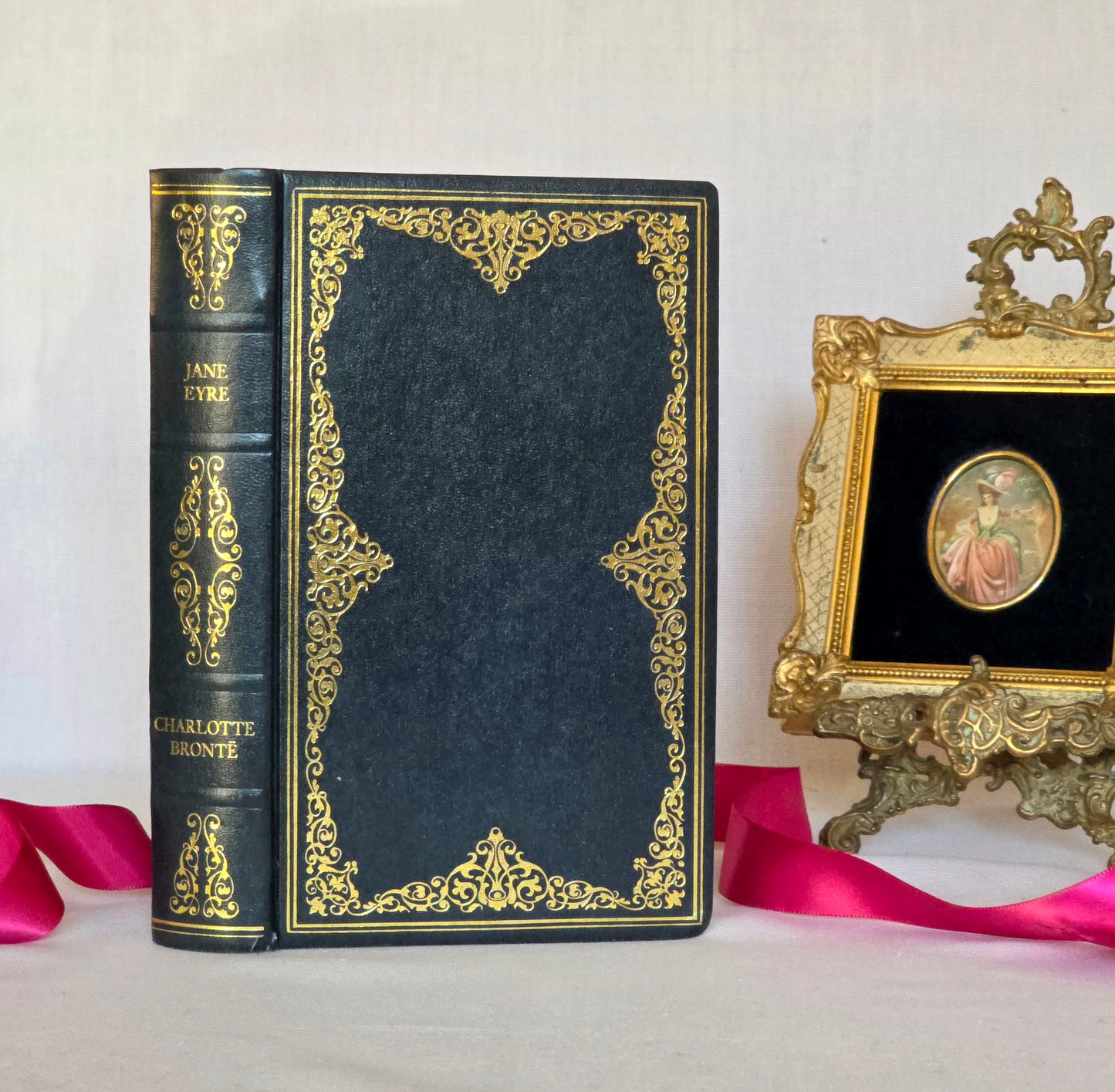 1979 Jane Eyre by Charlotte Bronte - Illustrated Vintage Book