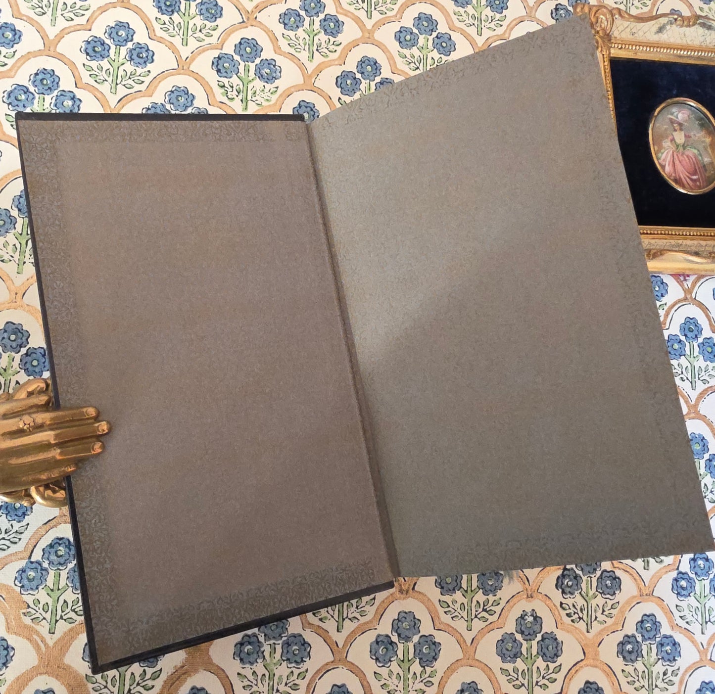 1966 Wuthering Heights by Emily Bronte : Illustrated Vintage Book