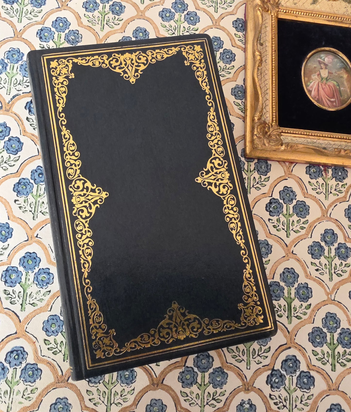 1979 The Tenant of Wildfell Hall by Anne Bronte - Illustrated Vintage Book