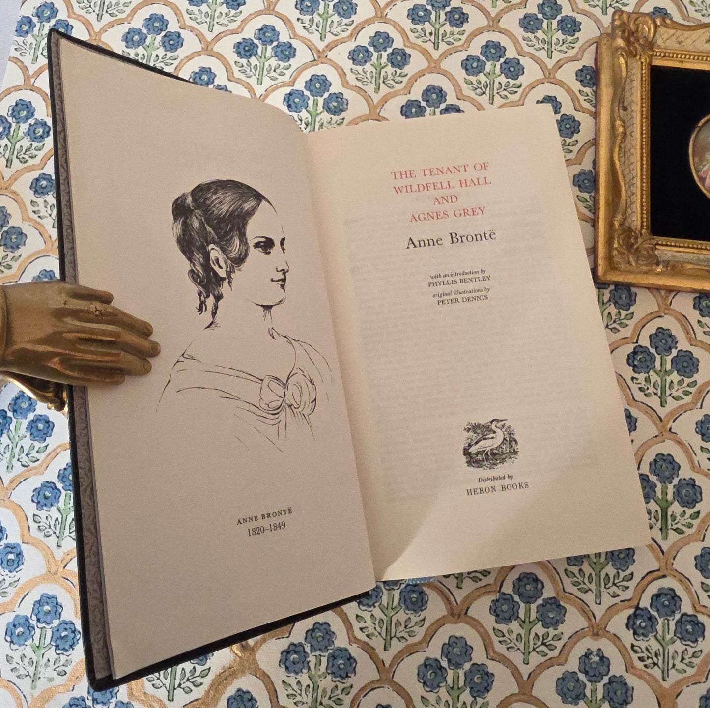 1979 The Tenant of Wildfell Hall by Anne Bronte - Illustrated Vintage Book