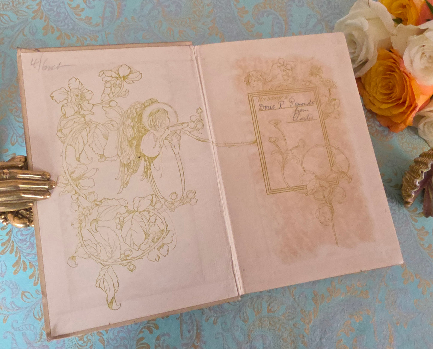 1902 The Reign of King Oberon - Illustrated by Charles Robinson