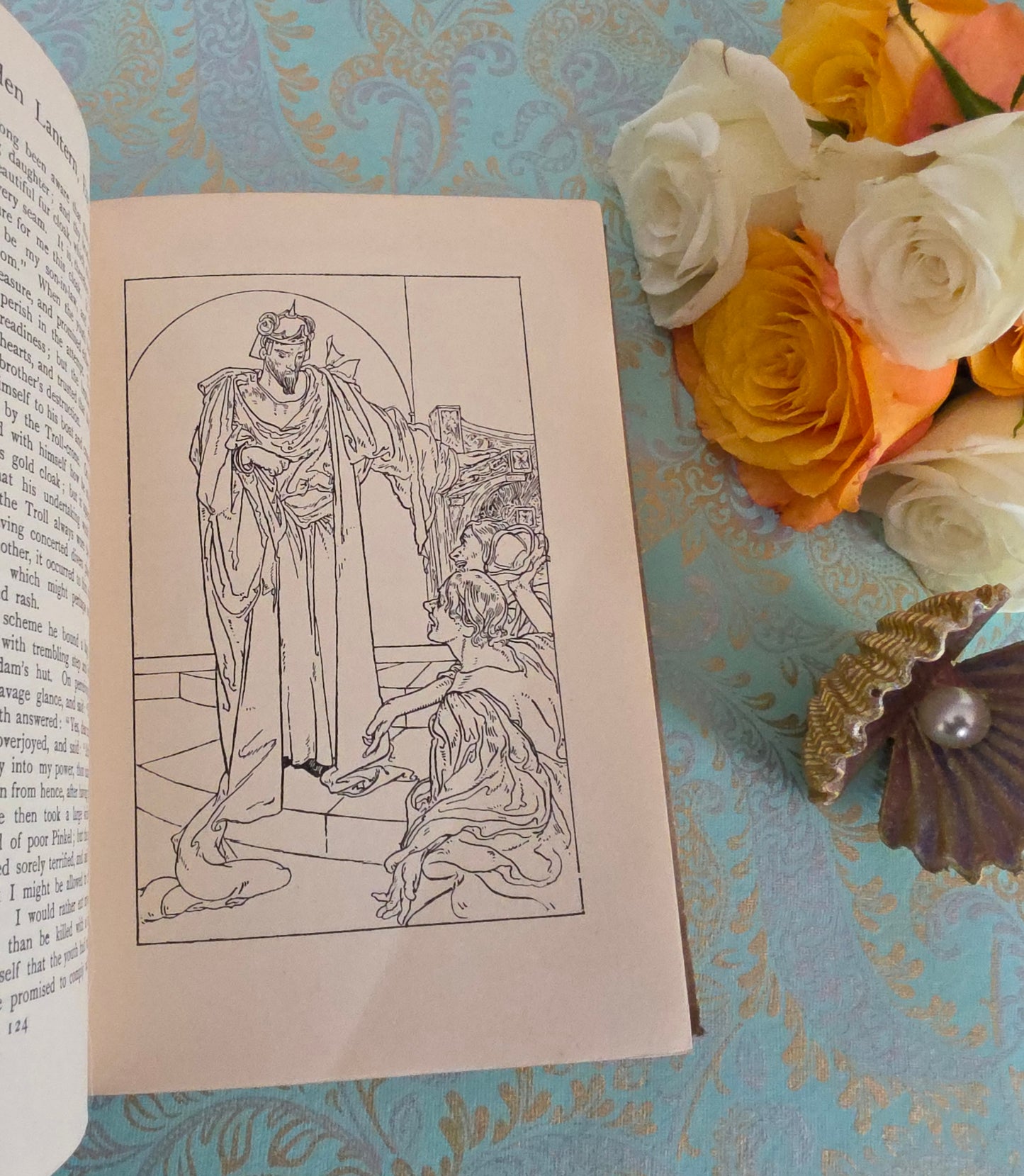 1902 The Reign of King Oberon - Illustrated by Charles Robinson