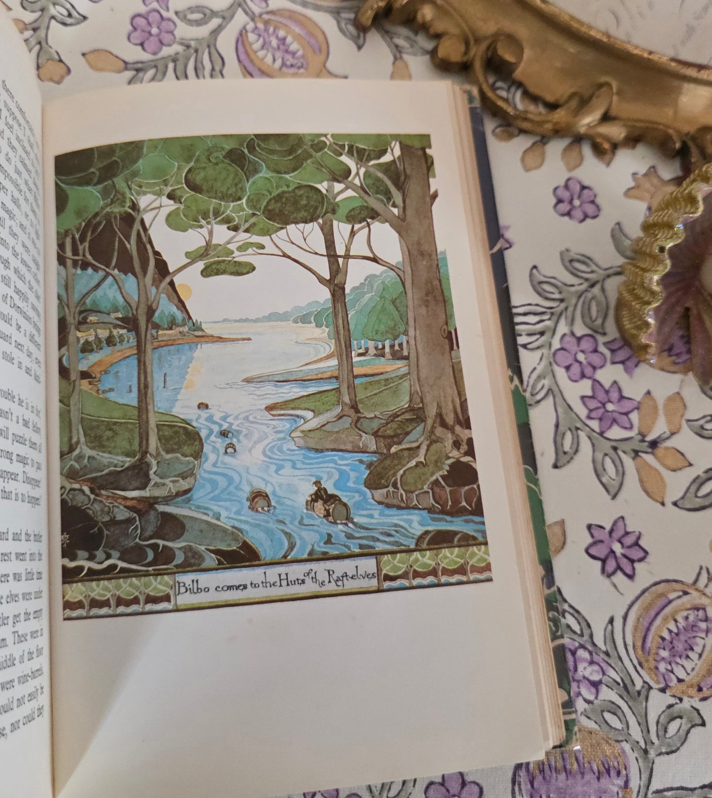 1975 The Hobbit by JRR Tolkien - With Lovely Dust Wrapper