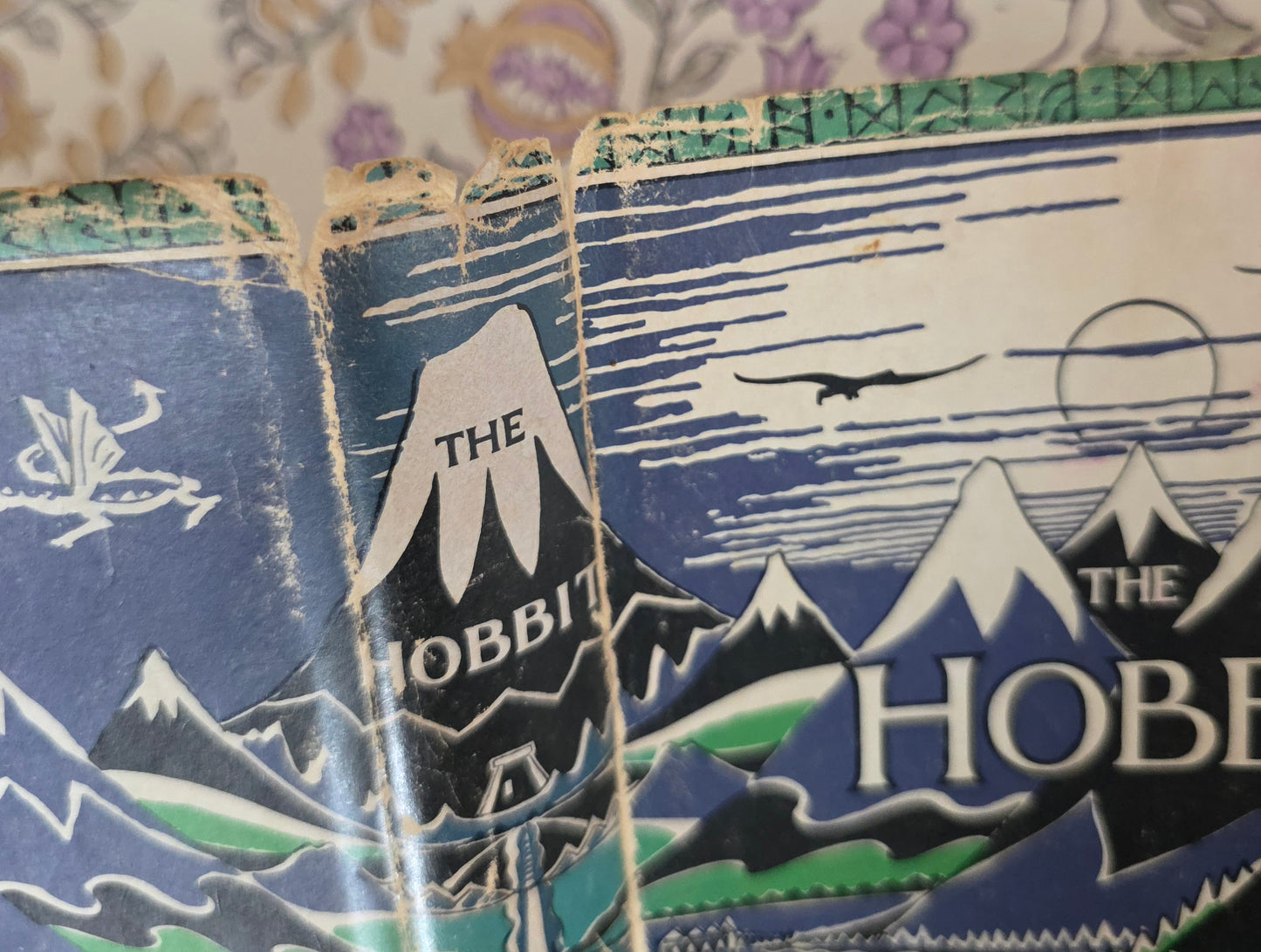 1975 The Hobbit by JRR Tolkien - With Lovely Dust Wrapper