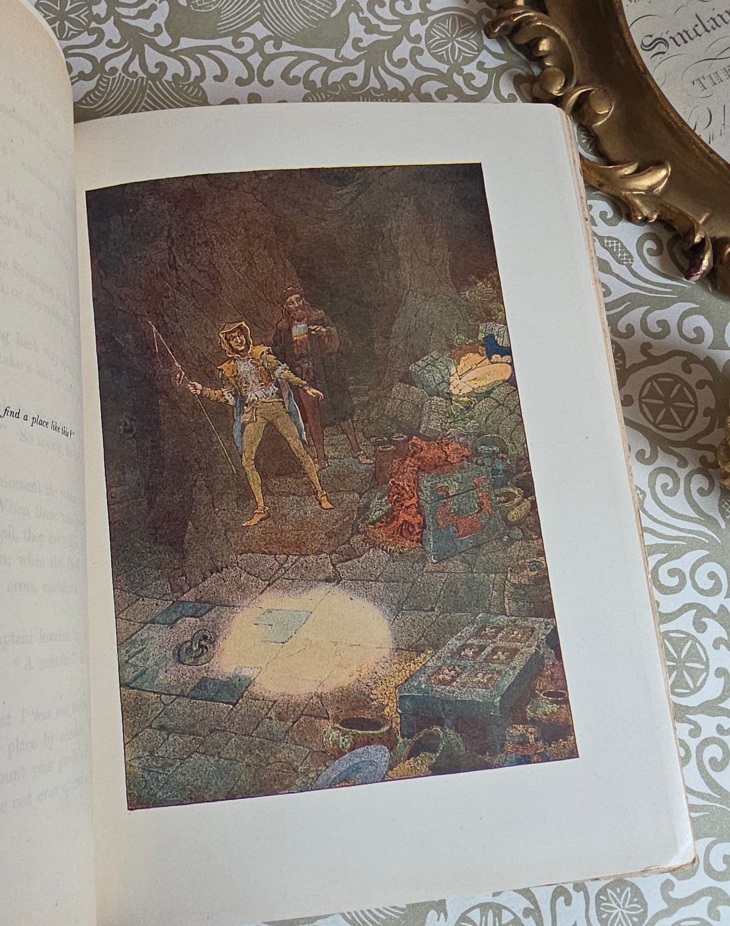 1906 The Queen's Museum and Other Fanciful Tales - Antique Illustrated Book