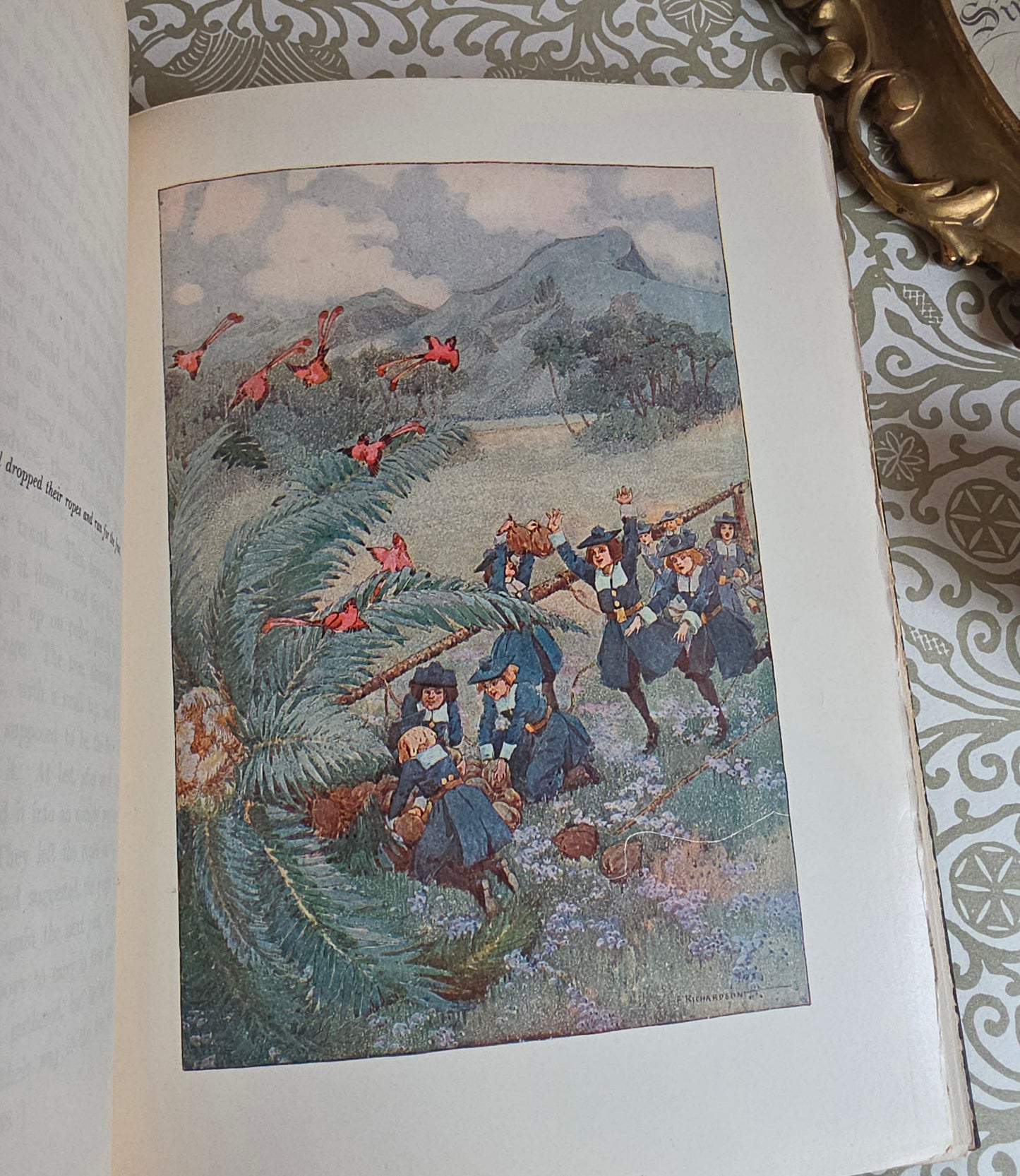 1906 The Queen's Museum and Other Fanciful Tales - Antique Illustrated Book