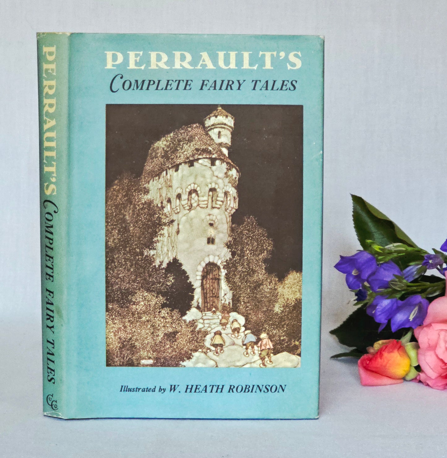 1962 Perrault's Complete Fairy Tales - Vintage Hardback Book
