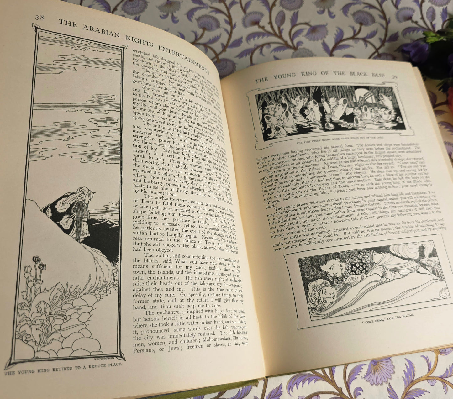 1899 Arabian Nights Entertainments - Profusely Illustrated Large Antique Book