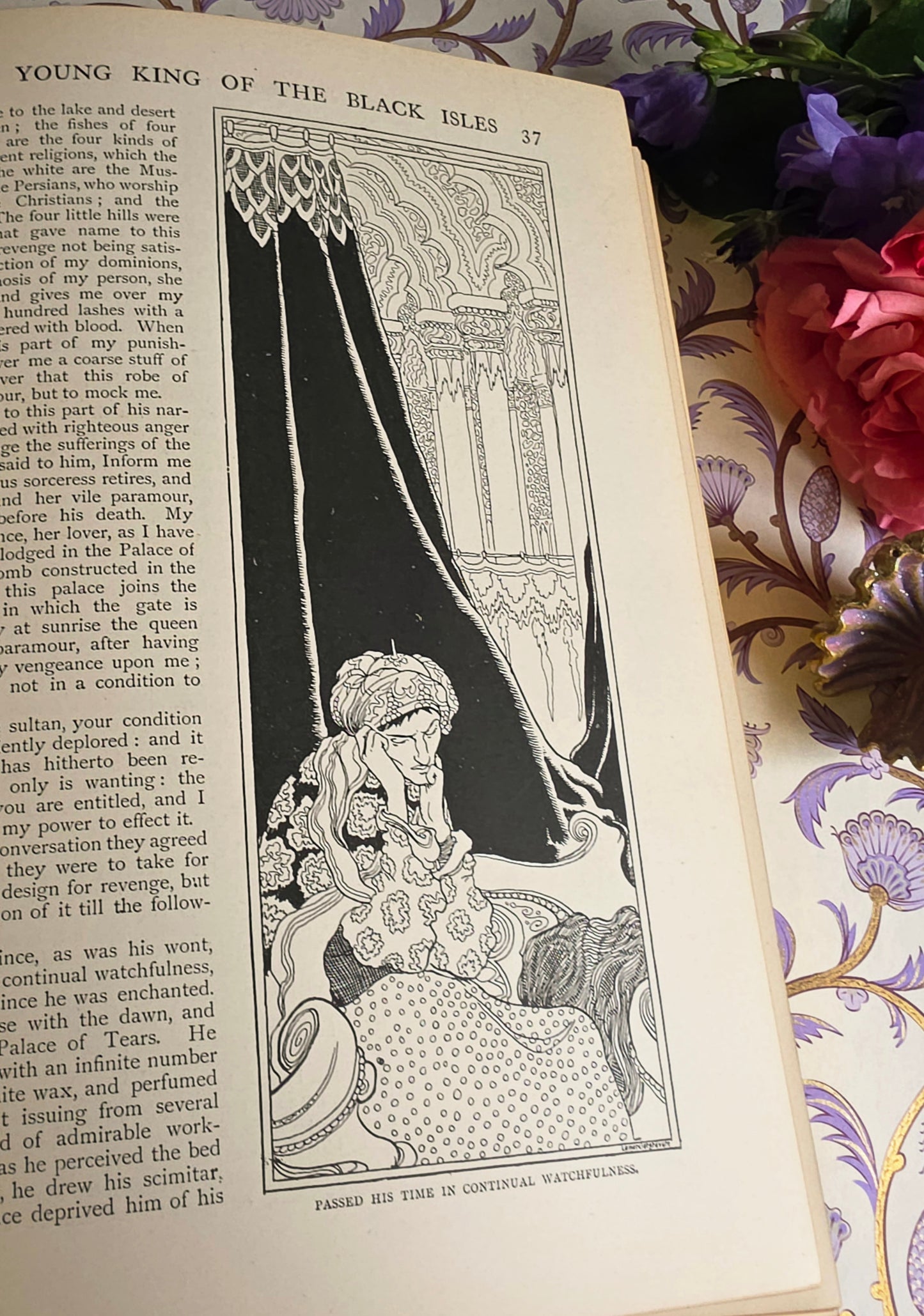 1899 Arabian Nights Entertainments - Profusely Illustrated Large Antique Book