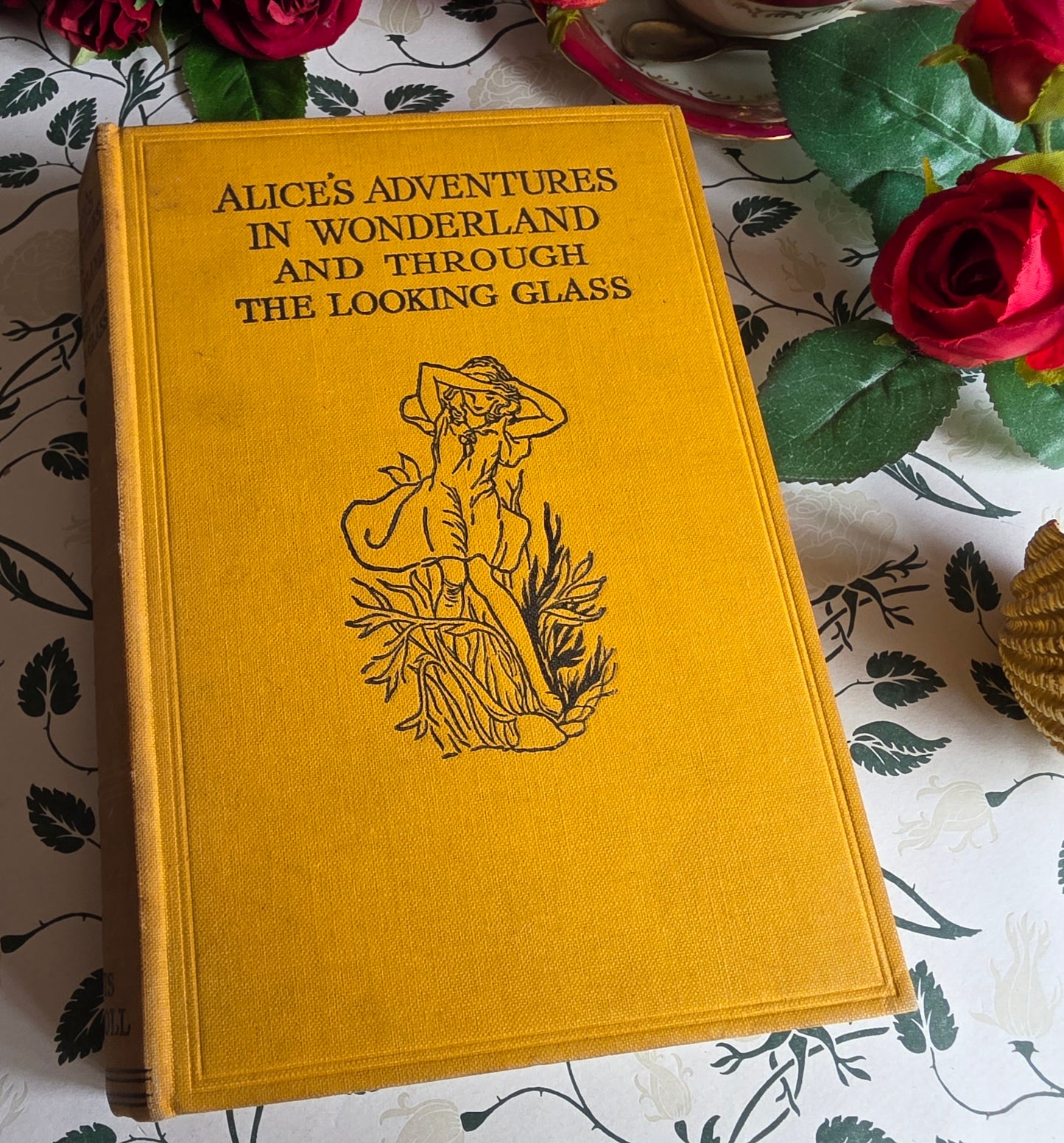 1930s Alice's Adventures in Wonderland & Through the Looking-Glass - Illustrated Vintage Book