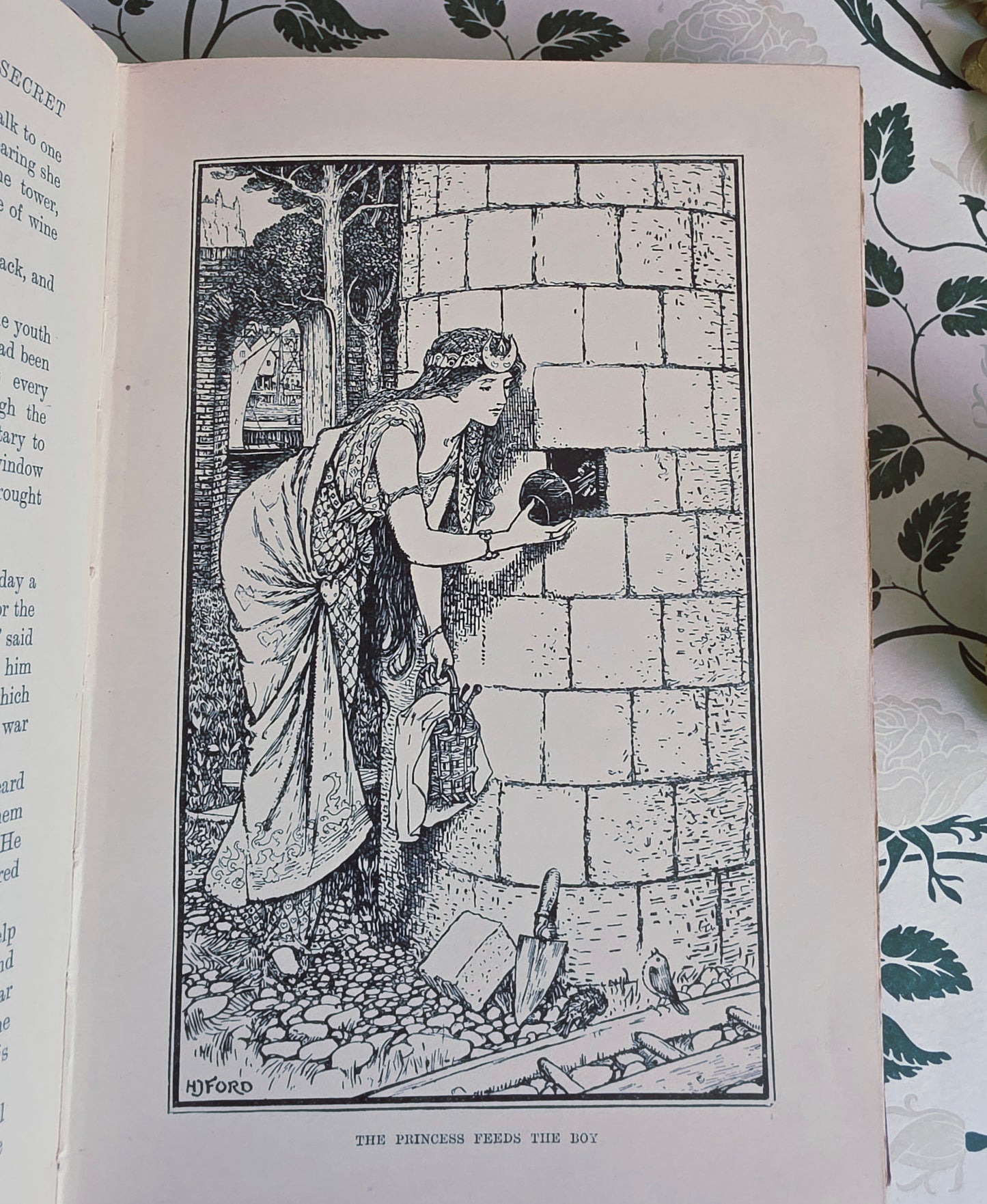 1903 The Crimson Fairy Book - First Edition - Illustrated Antique Book