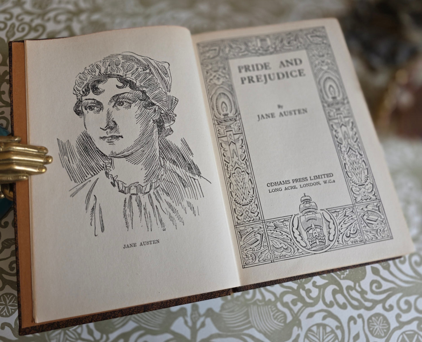 1930s Pride & Prejudice - Vintage Jane Austen Book