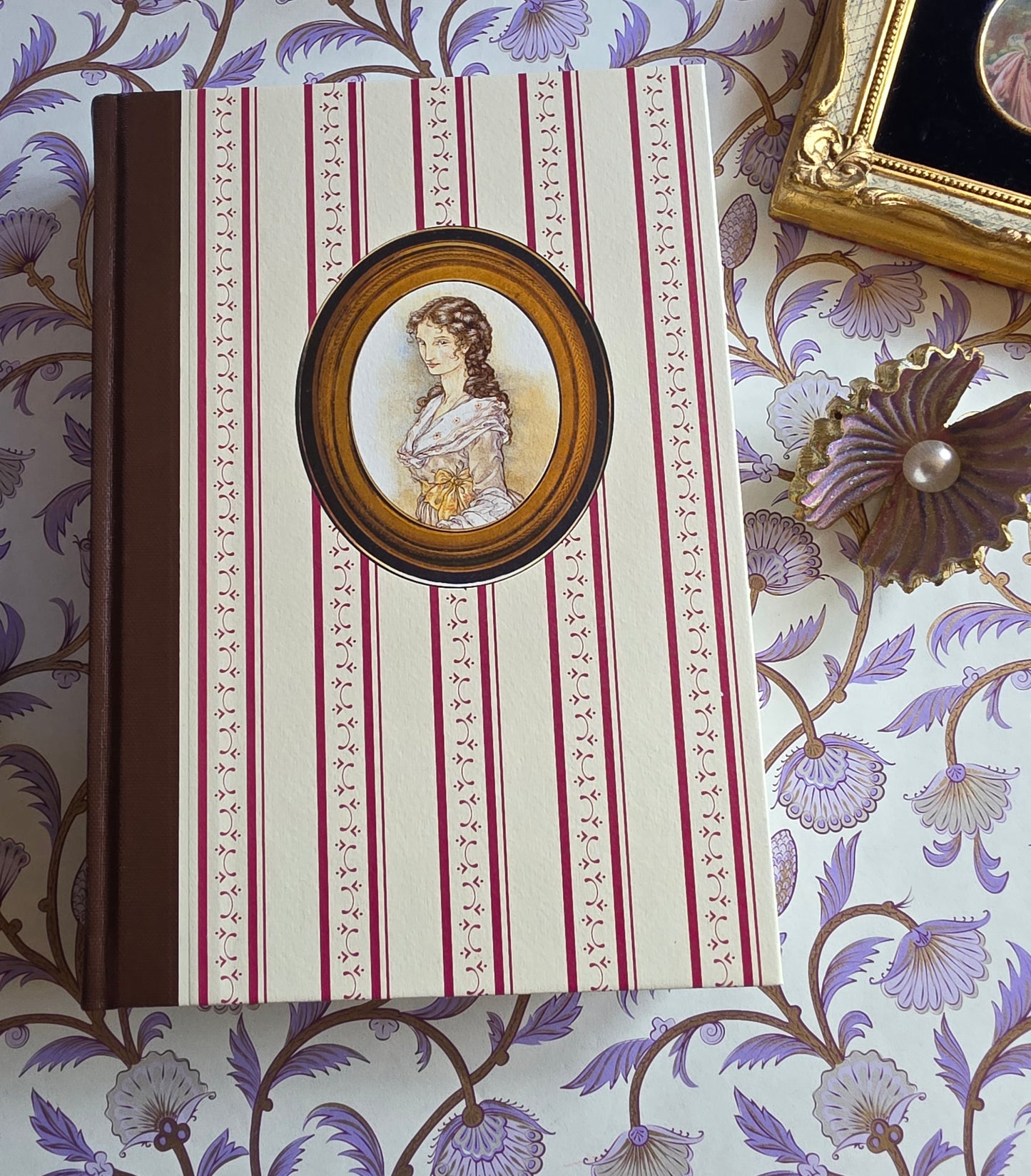 2006 Pride and Prejudice by Jane Austen - Illustrated Vintage Book in Slipcase