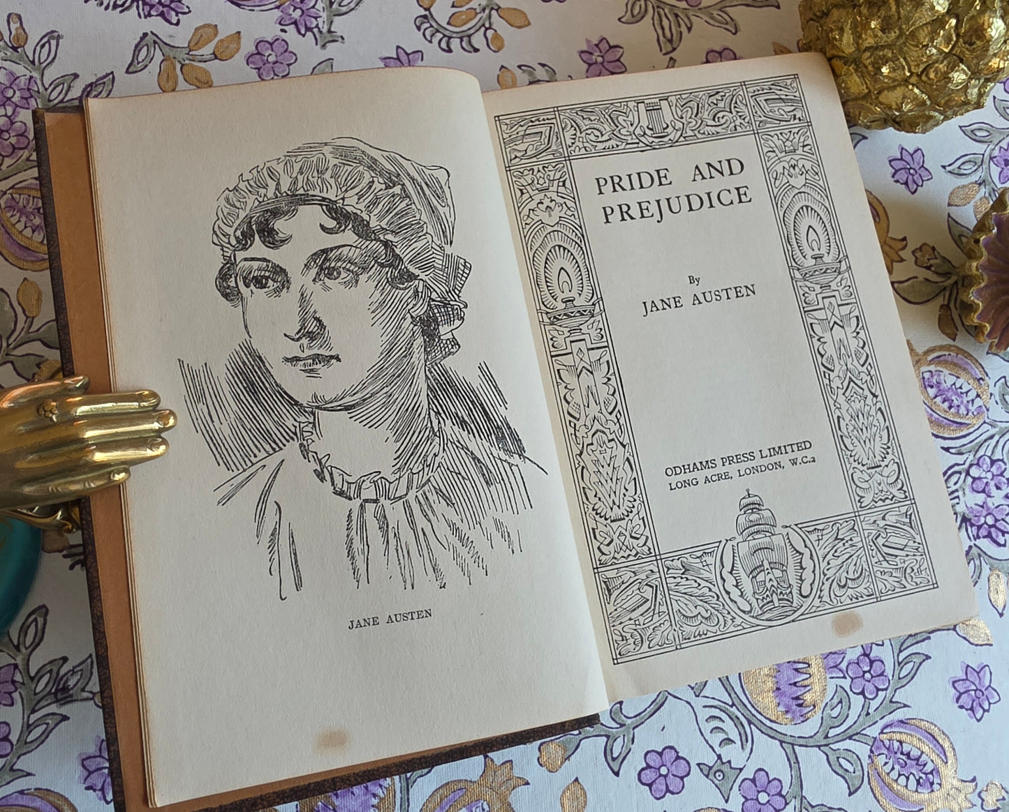 1930s Pride & Prejudice - Vintage Jane Austen Book