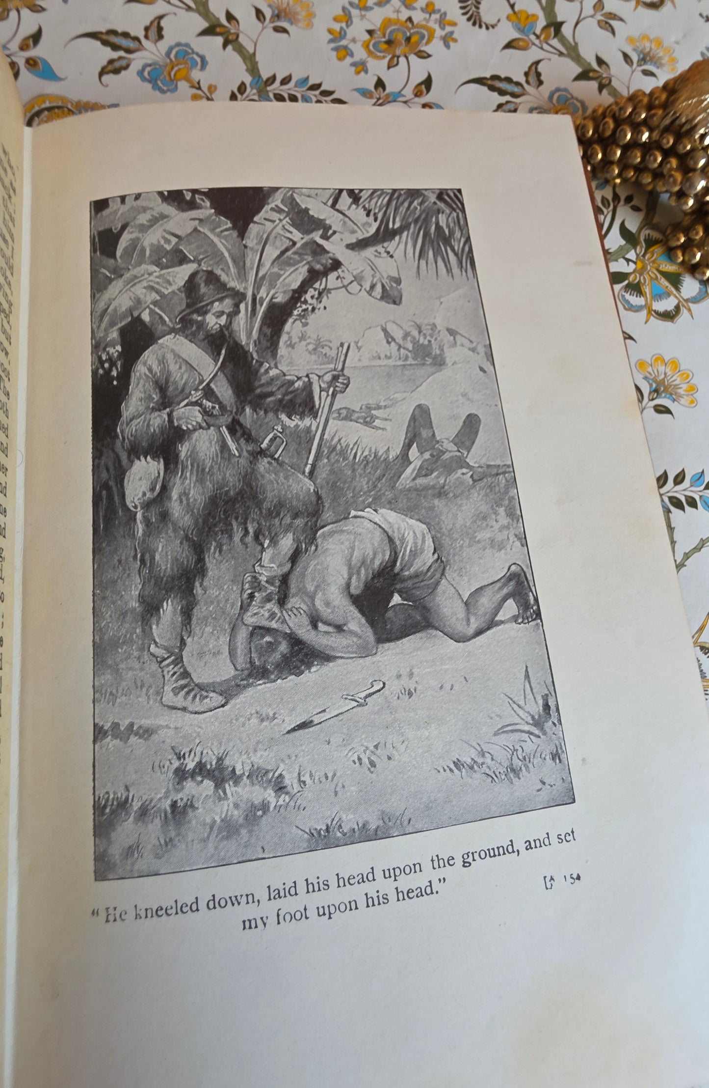 Early 1900s The Life and Adventures of Robinson Crusoe - Illustrated Antique Book