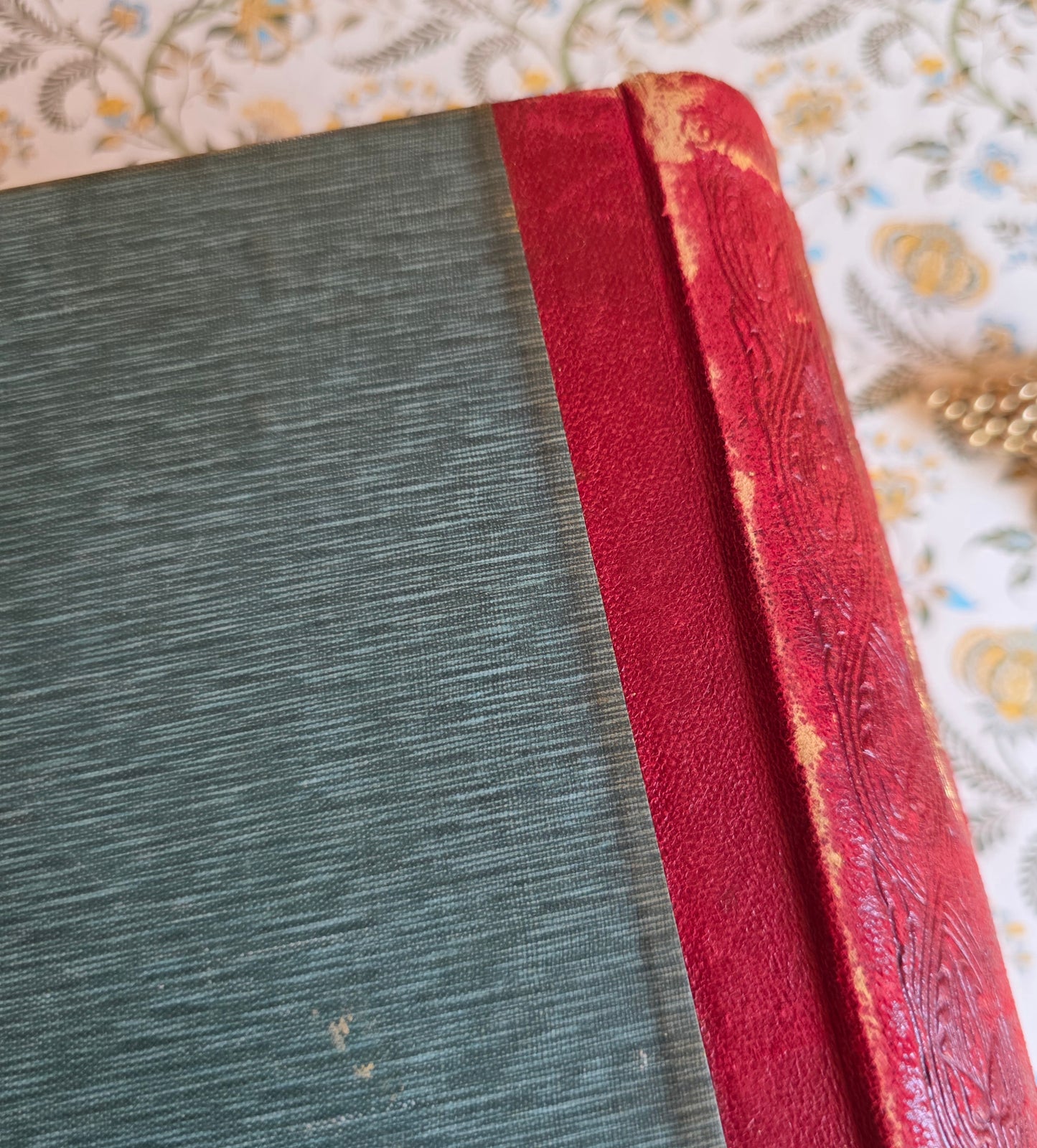 1906 Mrs Beeton's Book of Household Management - Large Illustrated Antique Book