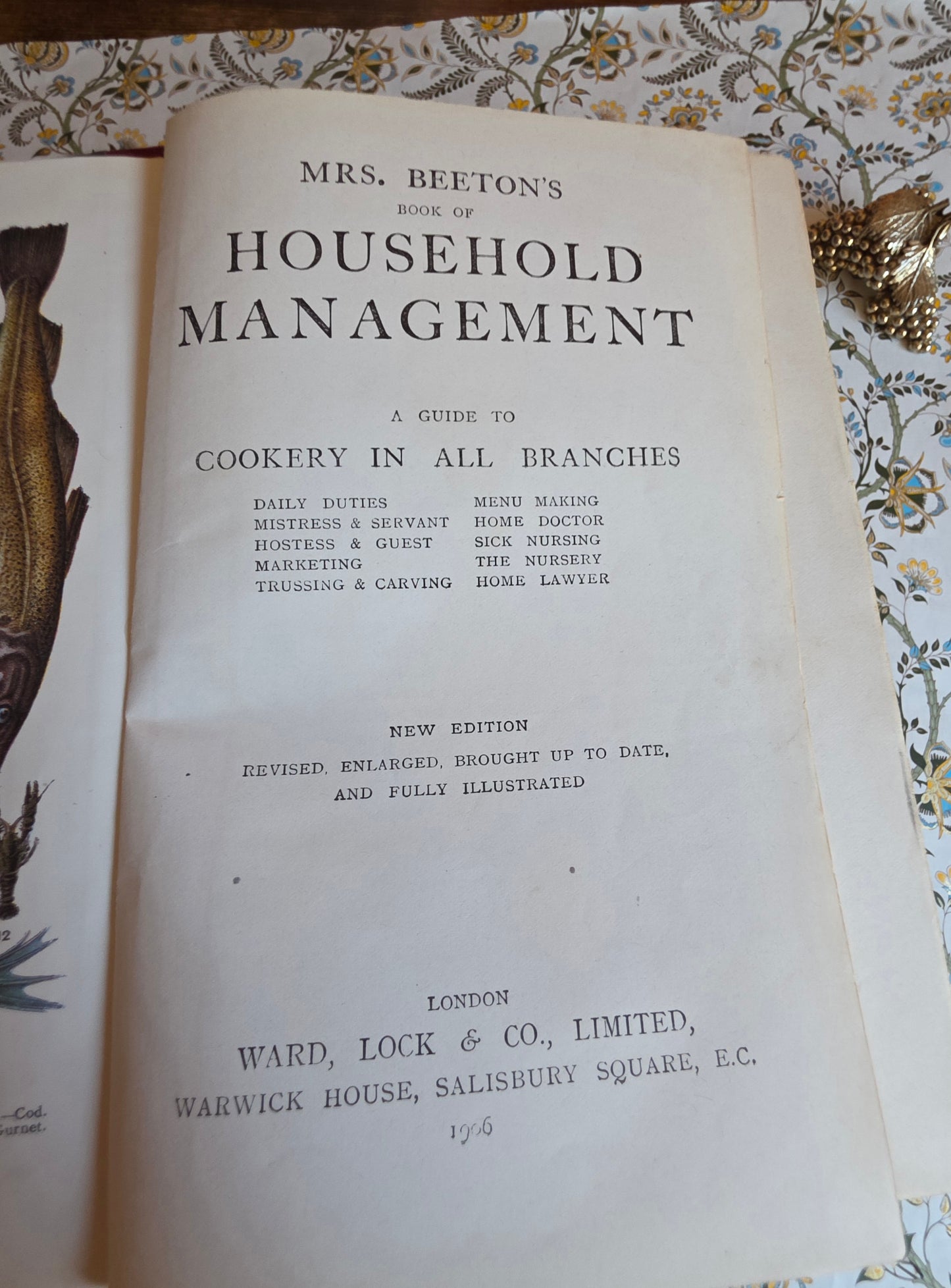 1906 Mrs Beeton's Book of Household Management - Large Illustrated Antique Book