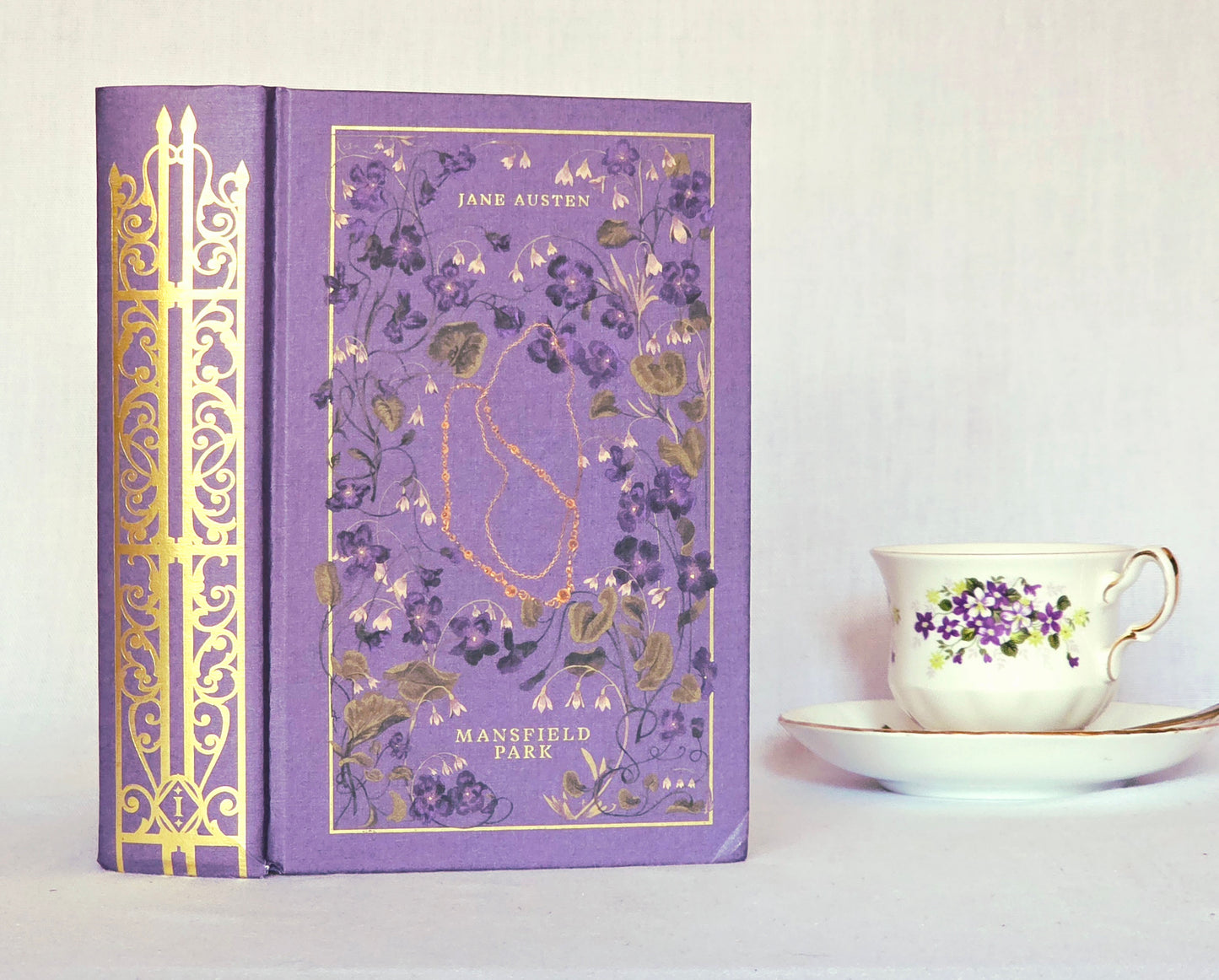 2026 Mansfield Park - Special Limited Edition - Illumicrate - Decorative Page Edges