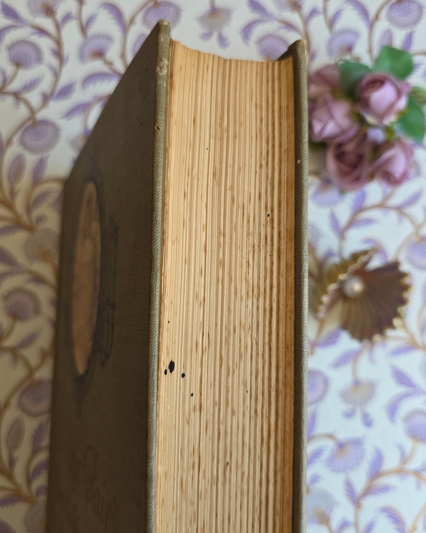 1913 Vanity Fair by William Makepeace Thackeray - Large Antique Illustrated Book
