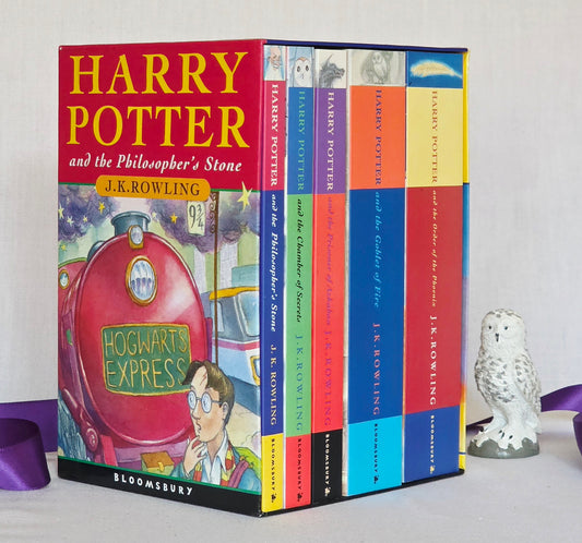 2004 Collector's Harry Potter Five Book Set / Vintage Paperbacks in Slipcase Box