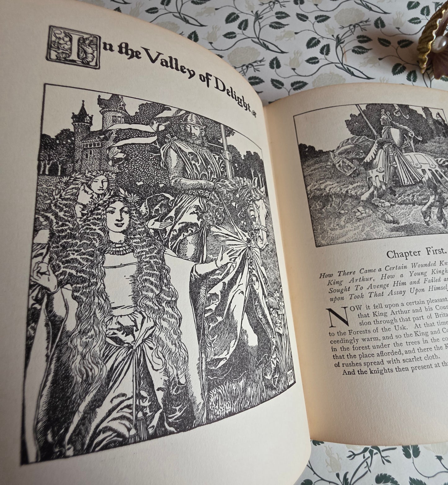 1926 The Story of King Arthur and His Knights - Richly Illustrated Antique Book