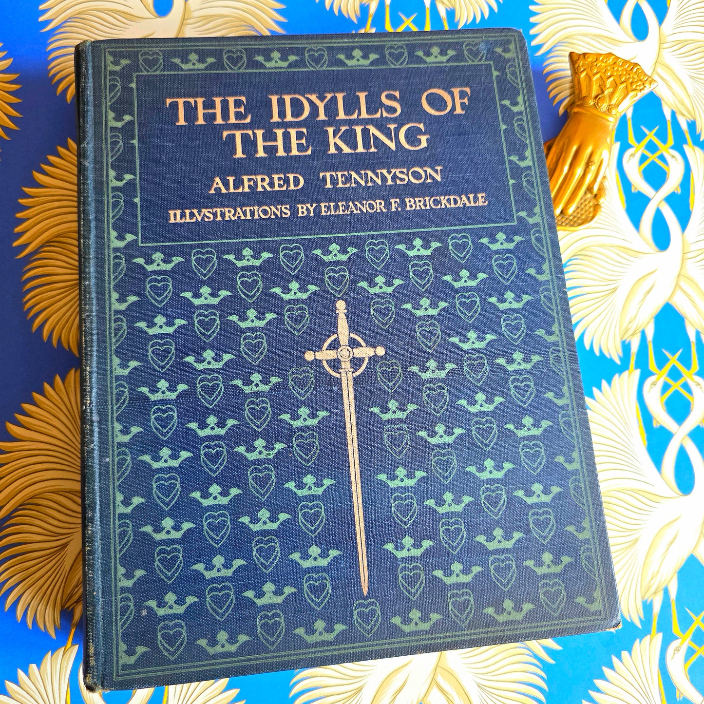 1911 Idylls of the King, by Tennyson, Eleanor Fortescue Brickdale Illustrations