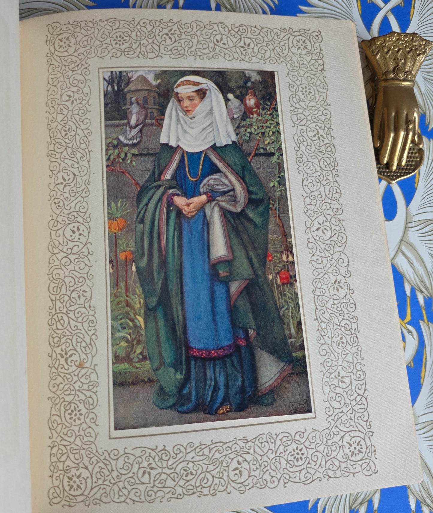 1911 Idylls of the King, by Tennyson, Eleanor Fortescue Brickdale Illustrations