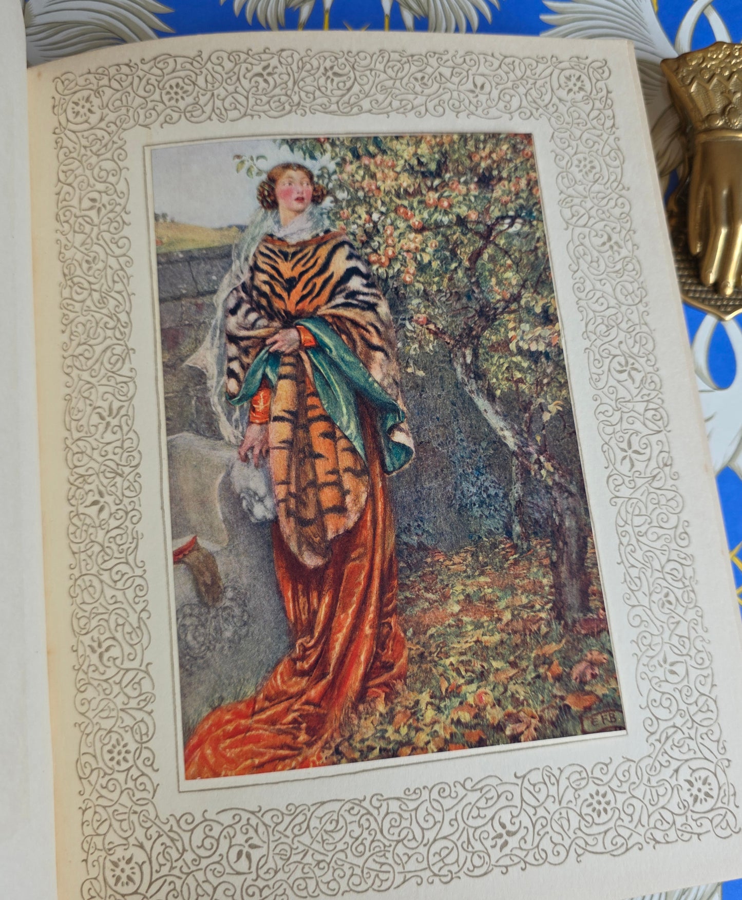 1911 Idylls of the King, by Tennyson, Eleanor Fortescue Brickdale Illustrations