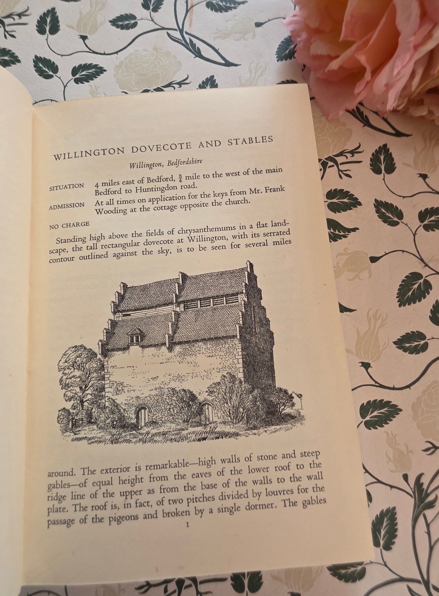 1948 National Trust Guide - (Historic) Buildings - Illustrated Vintage Book