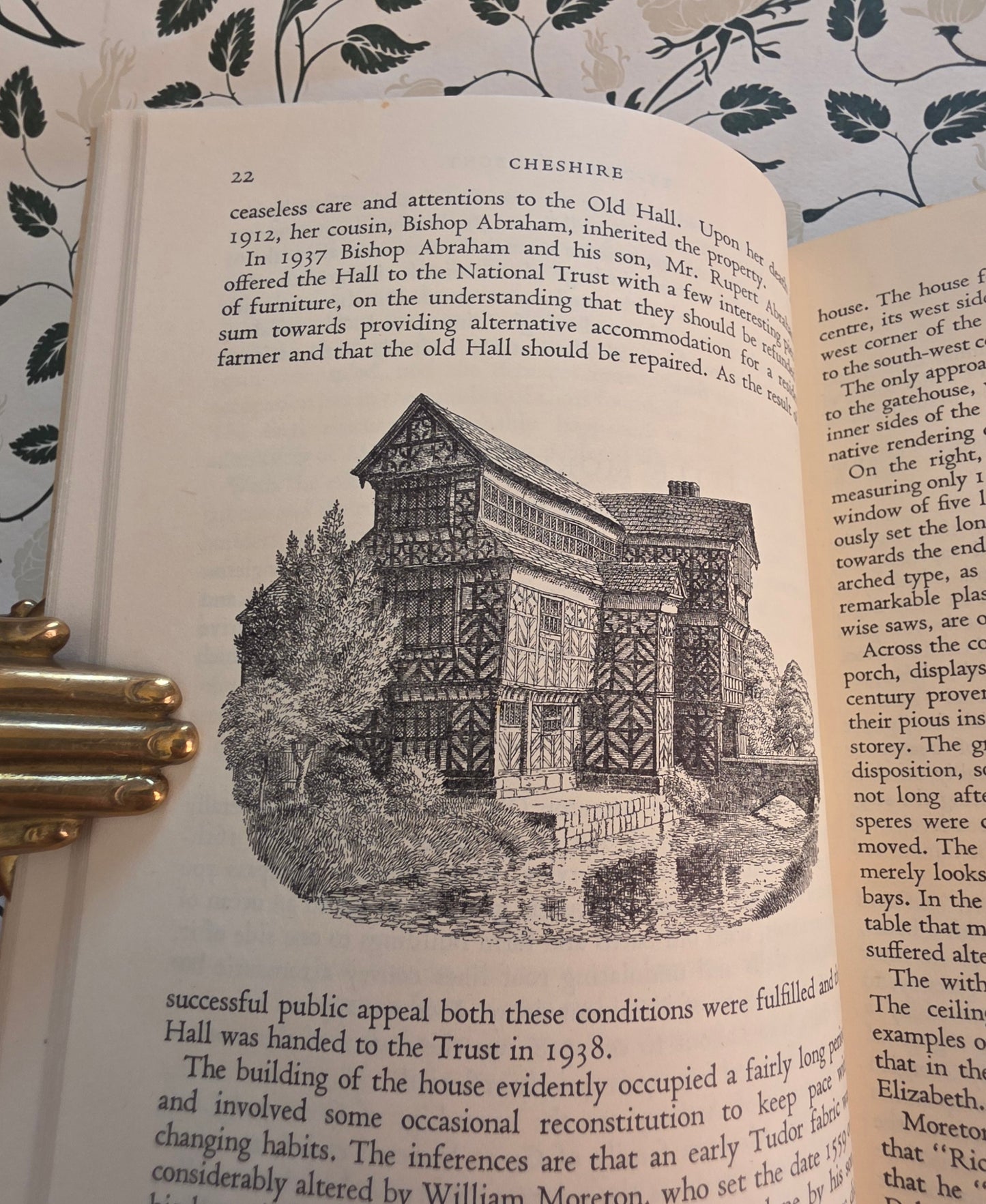 1948 National Trust Guide - (Historic) Buildings - Illustrated Vintage Book