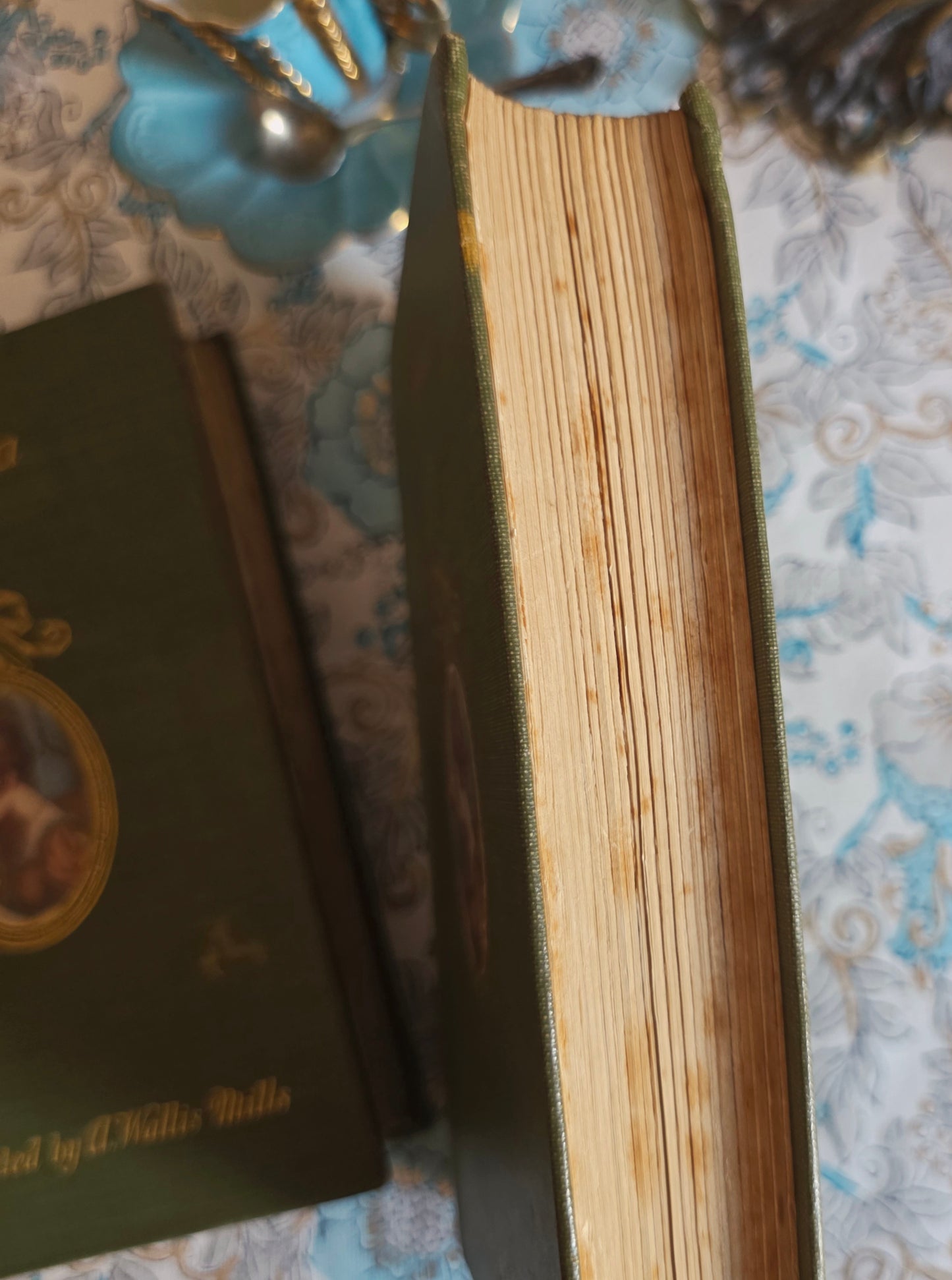 1910 Emma by Jane Austen: Illustrated Antique Book in Two Volumes