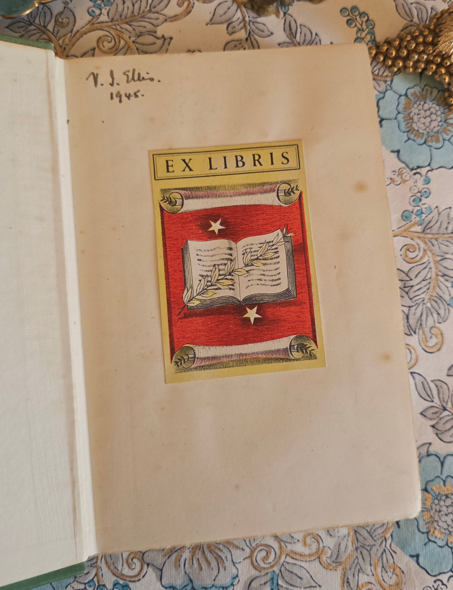 1944 Pride and Prejudice - Illustrated Vintage Jane Austen Book