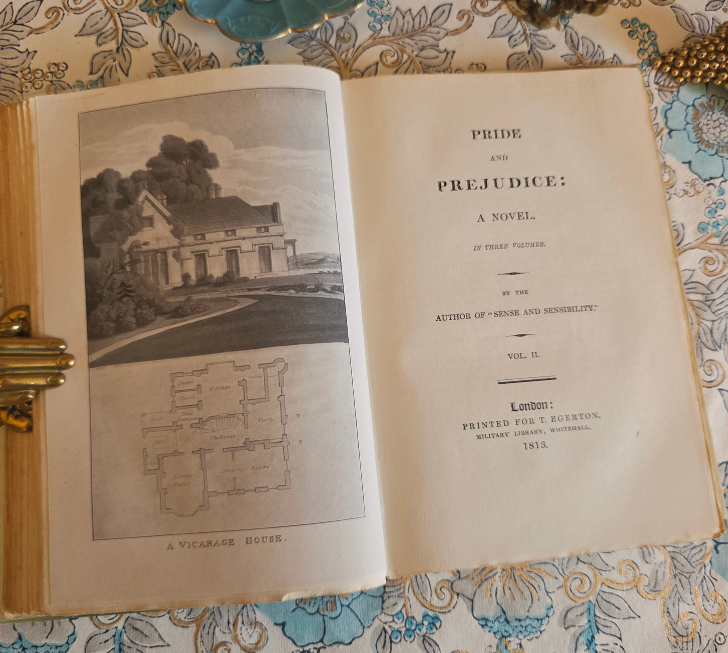 1944 Pride and Prejudice - Illustrated Vintage Jane Austen Book