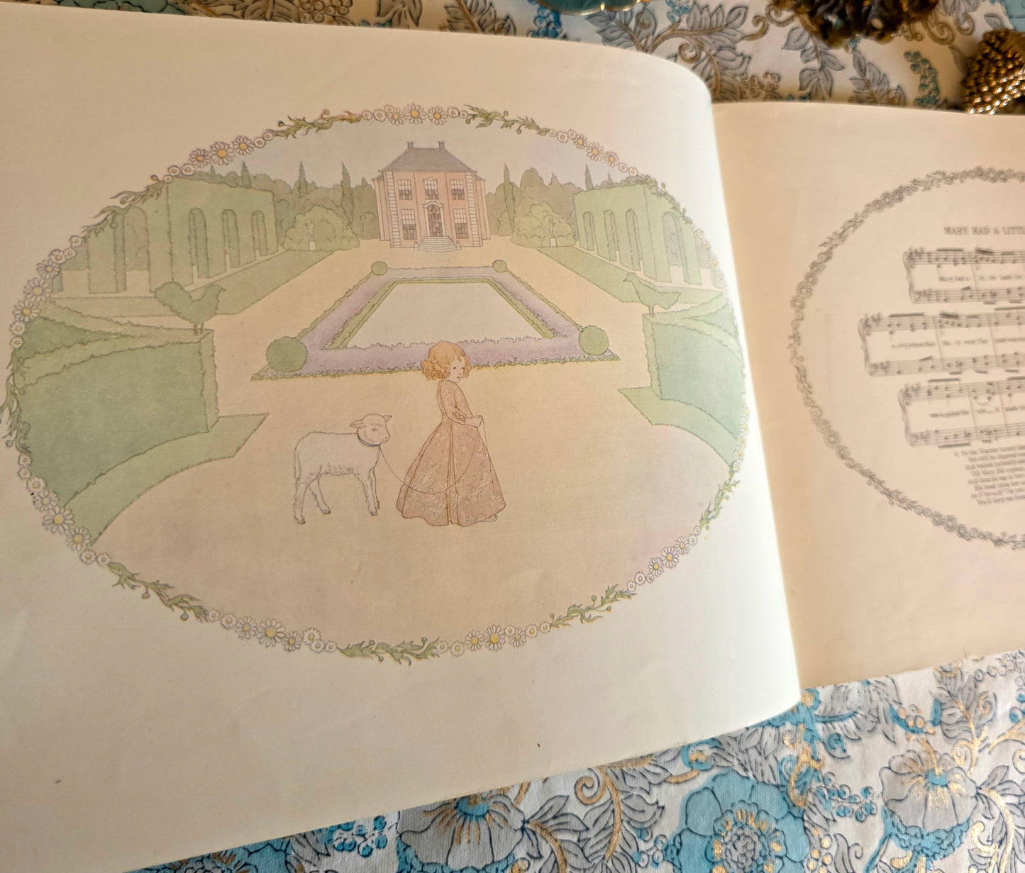 1911 Our Old Nursery Rhymes - Illustrated by Willebeek le Mair - Antique Book