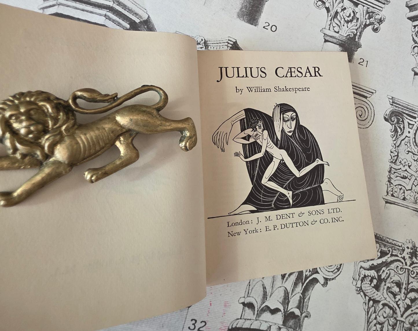 1935 Julius Caesar by William Shakespeare - Vintage Edition