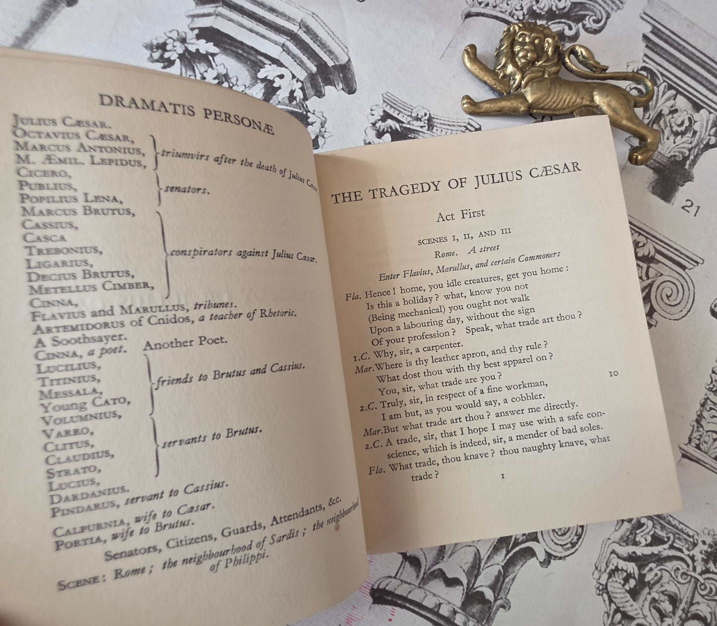 1935 Julius Caesar by William Shakespeare - Vintage Edition