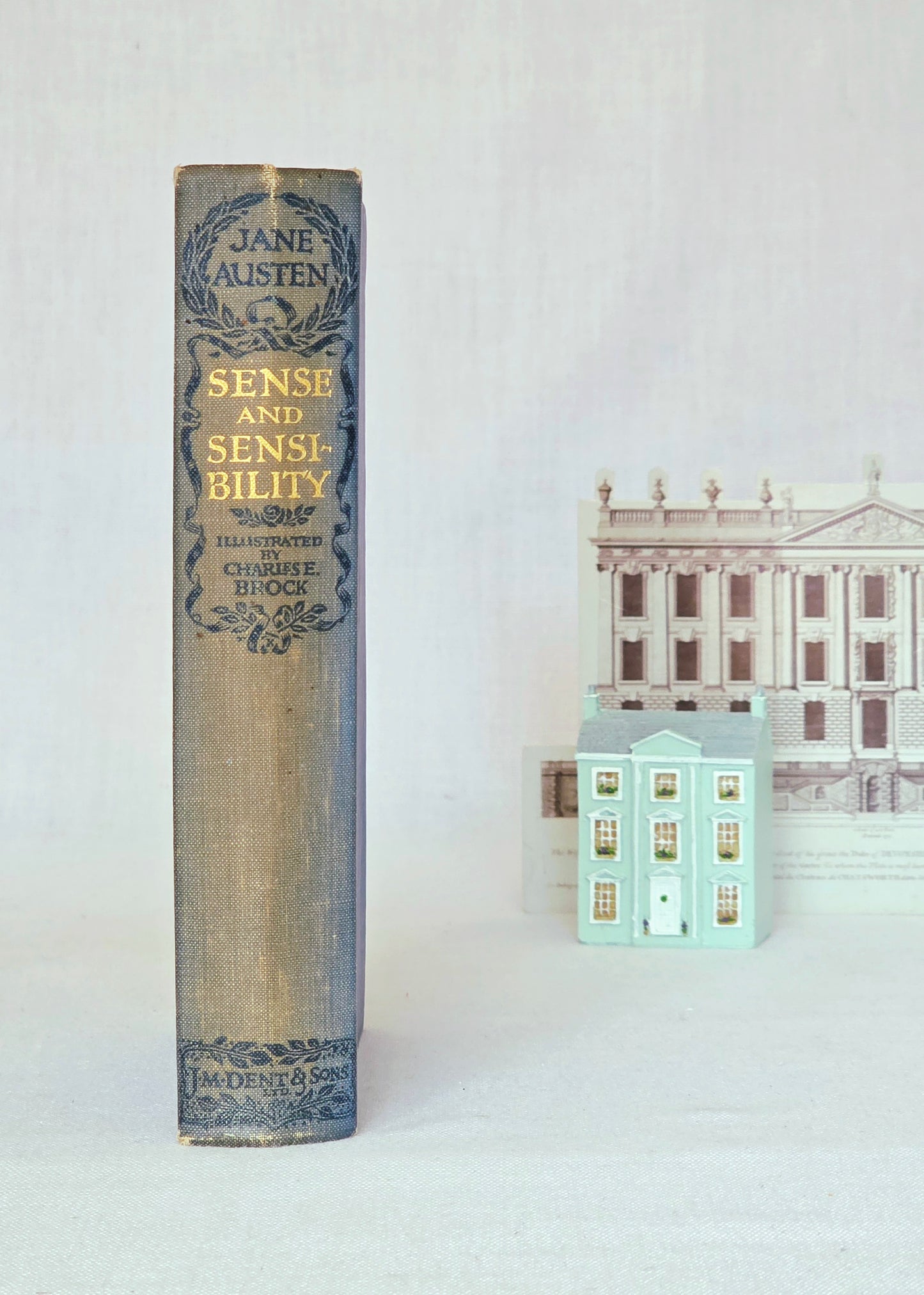 1922 Sense and Sensibility by Jane Austen - Illustrated Antique Book