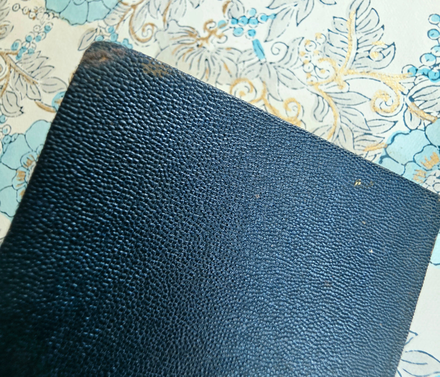 1929 Walt Whitman - Leaves of Grass - Vintage Pocket Sized Book