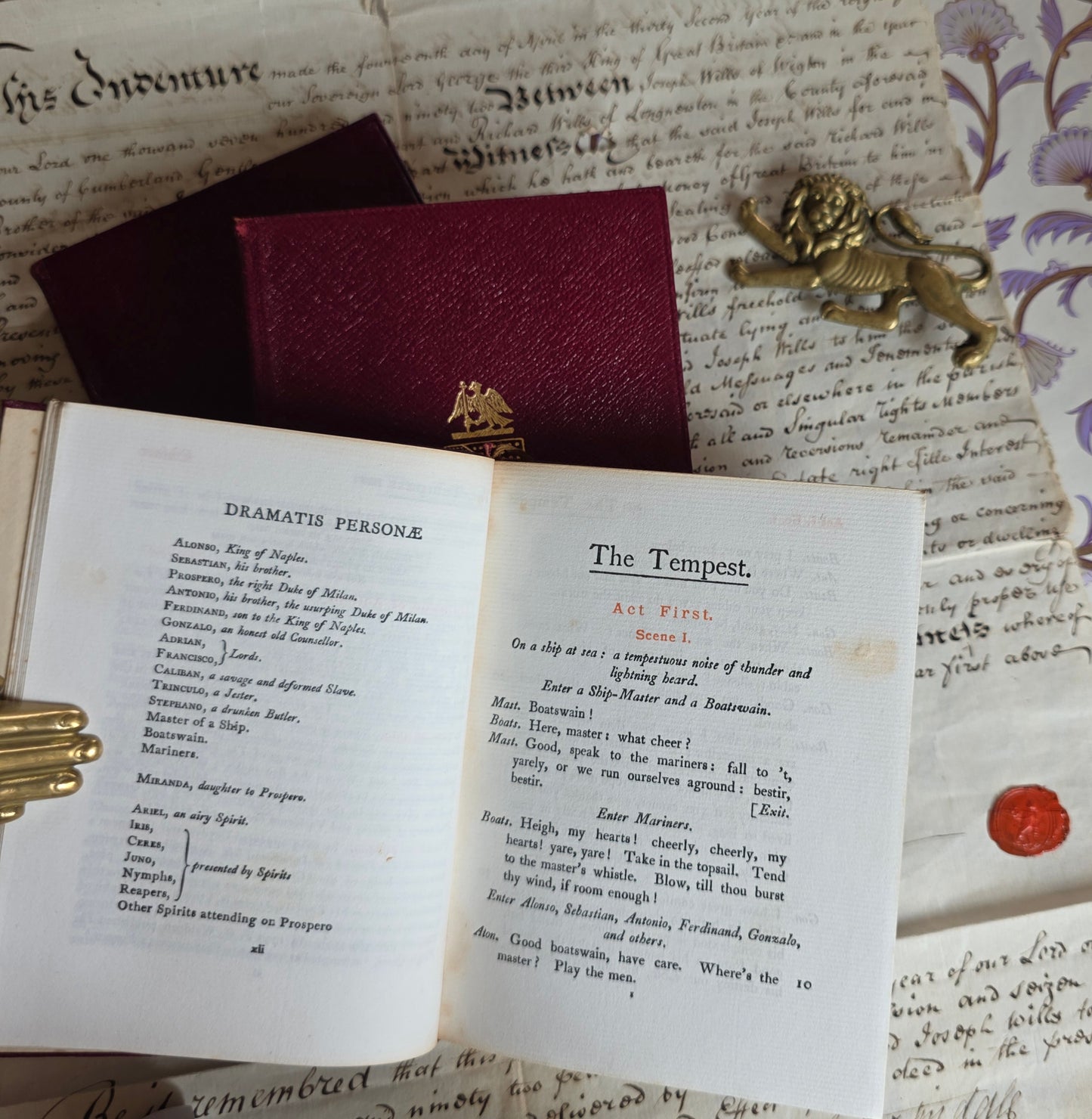 1910 Shakespeare - New Temple Collection - Complete Antique Set in Bespoke Tabletop Wooden Shelf
