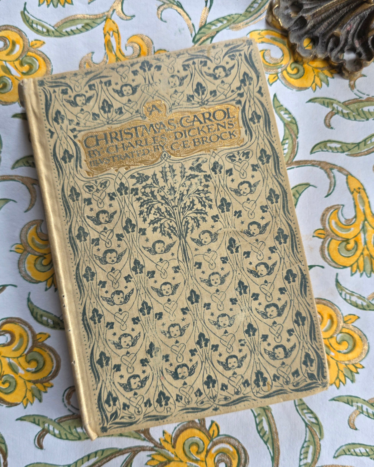 1905 A Christmas Carol by Charles Dickens - Illustrated Antique Christmas Book