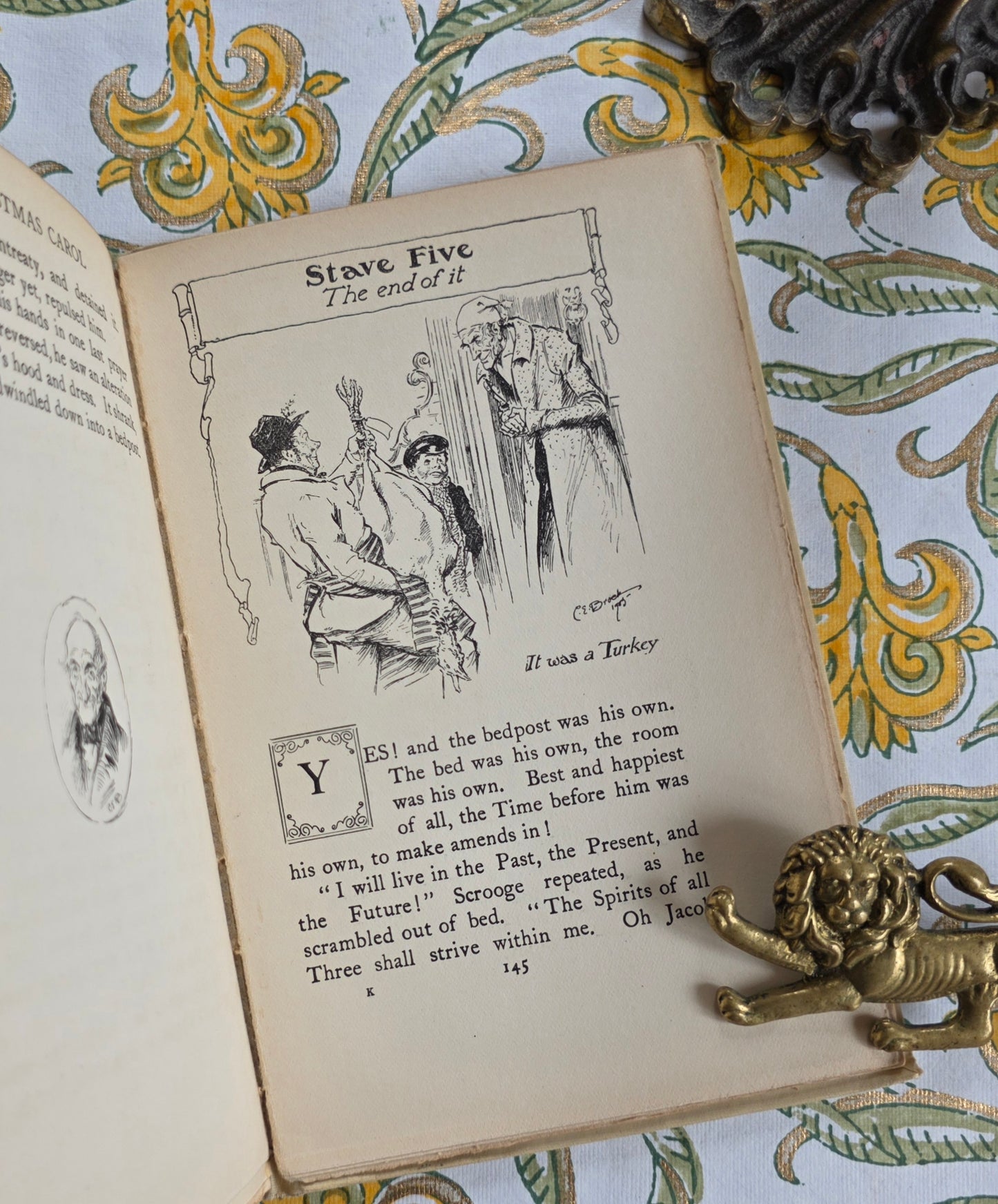 1905 A Christmas Carol by Charles Dickens - Illustrated Antique Christmas Book