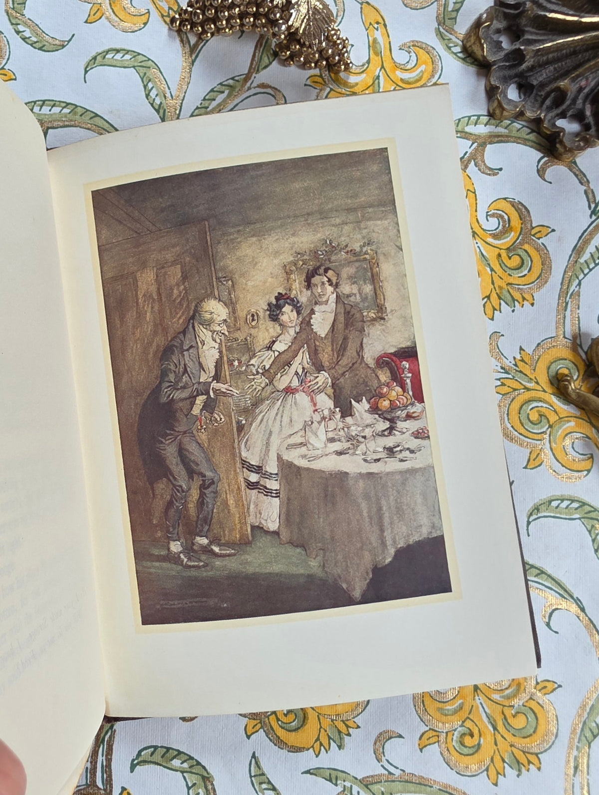 1915 A Christmas Carol by Charles Dickens - Illustrated Antique Christmas Book