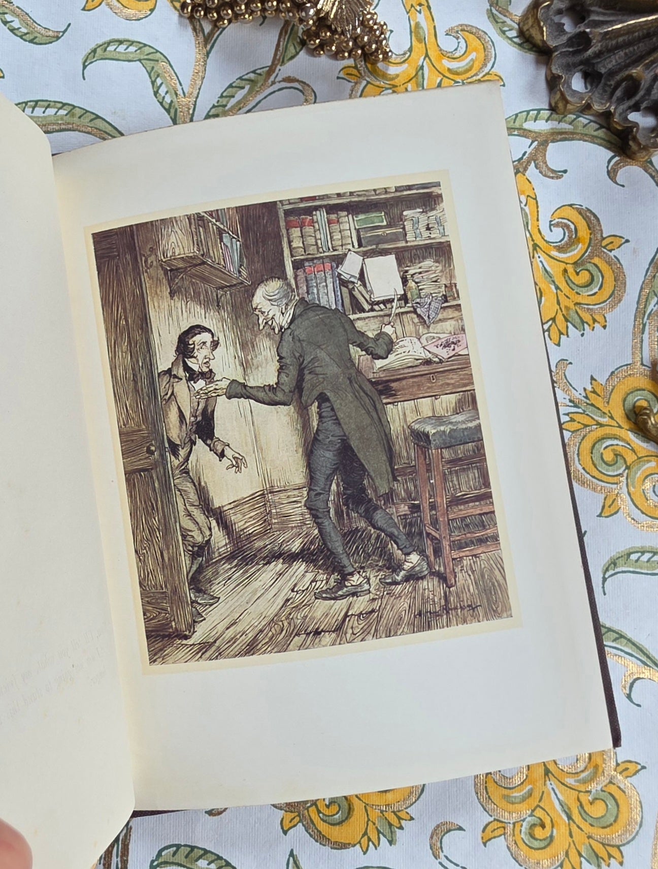 1915 A Christmas Carol by Charles Dickens - Illustrated Antique Christmas Book