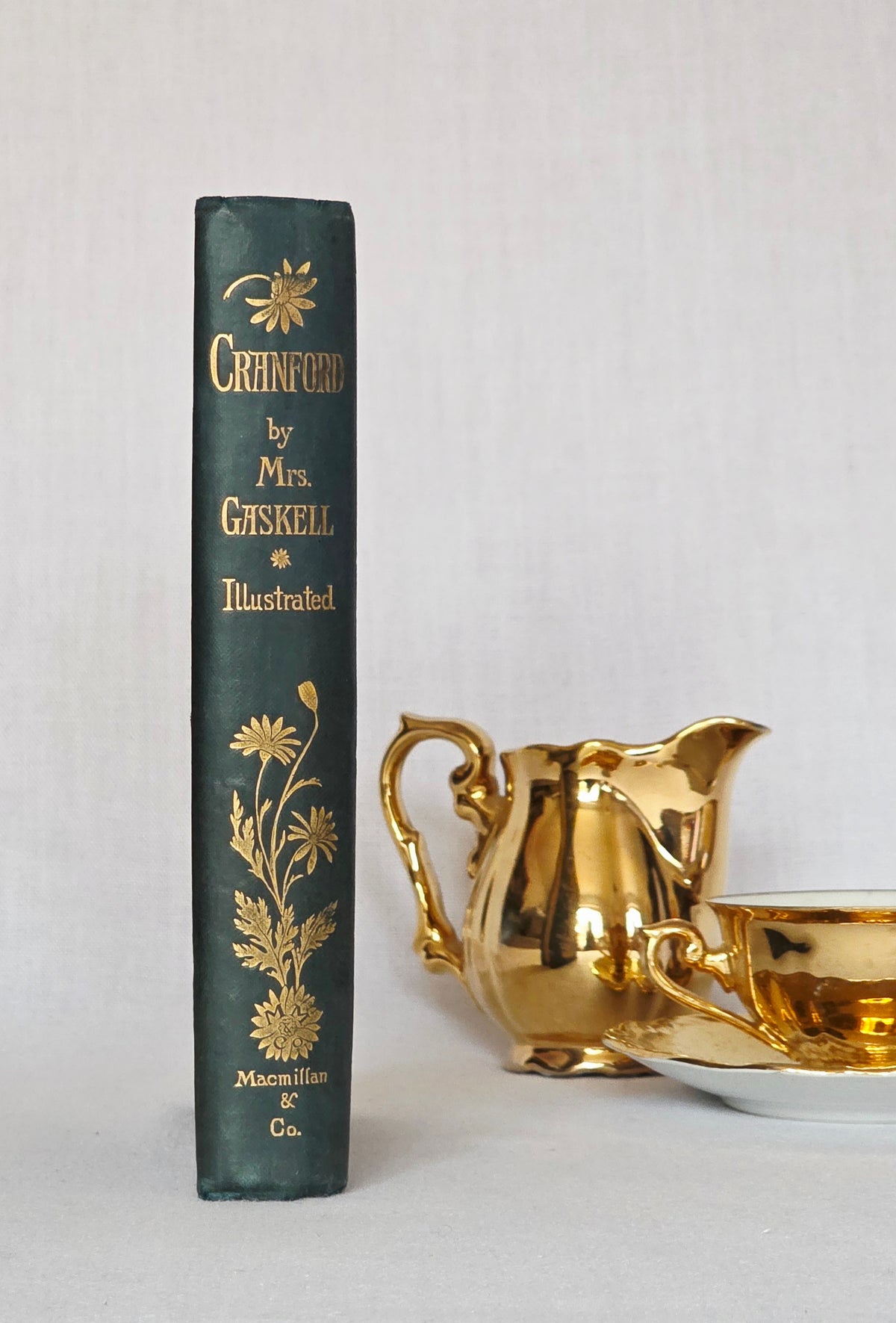 1895 Cranford by Mrs Elizabeth Gaskell - Illustrated Antique Book