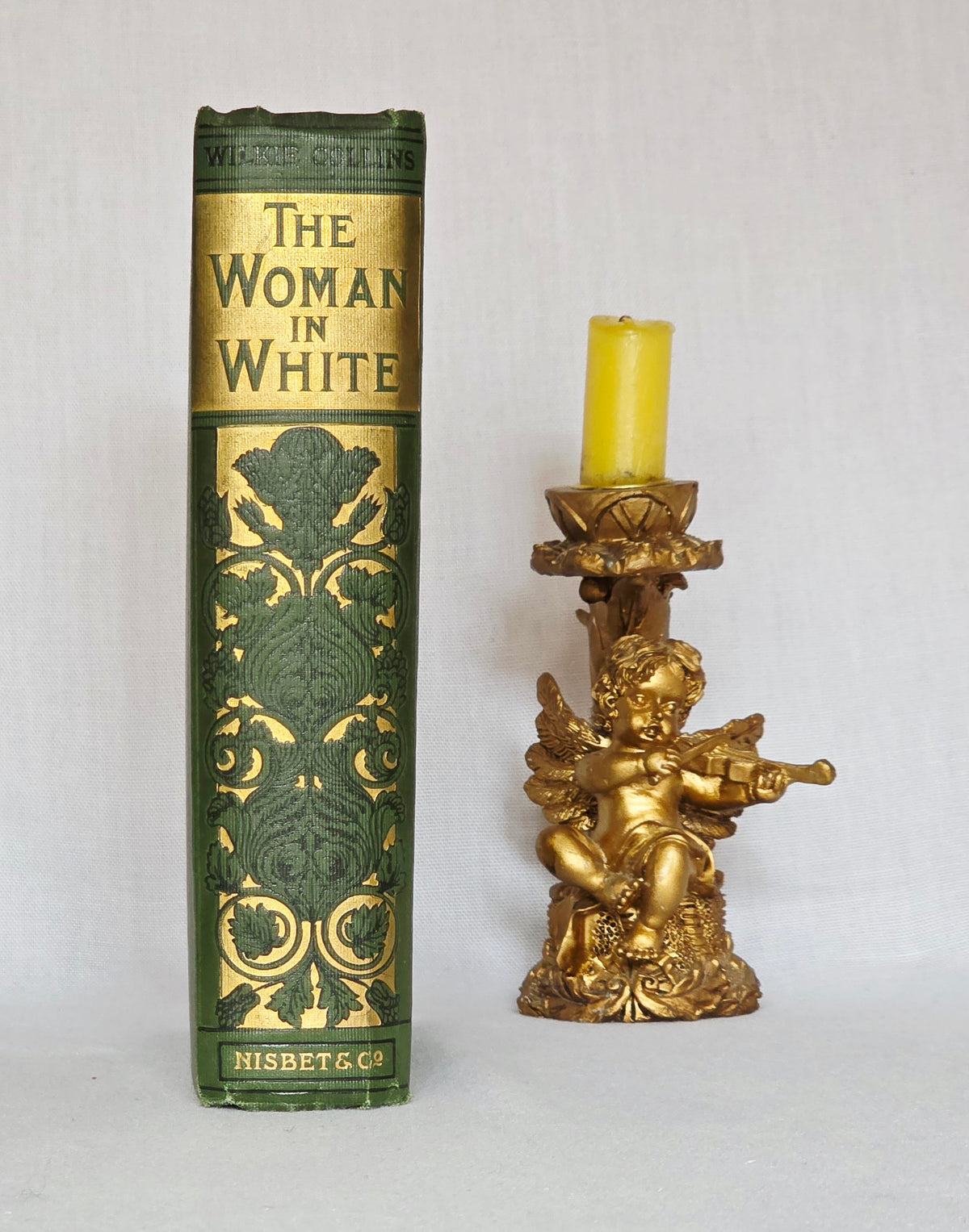 1904 The Woman in White by Wilkie Collins - Illustrated Antique Book