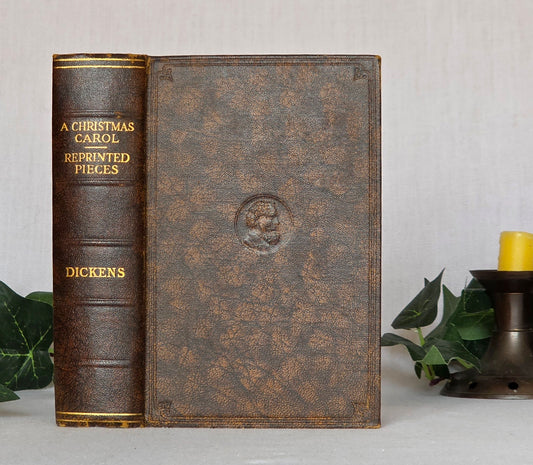 1930s A Christmas Carol - Plus Other Christmas Stories - Illustrated Vintage Edition