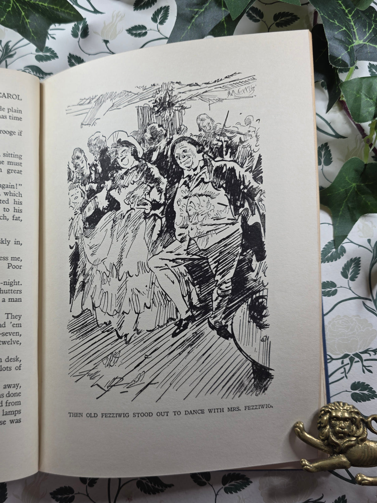 1930s Dickens' A Christmas Carol - Illustrated Antique Edition