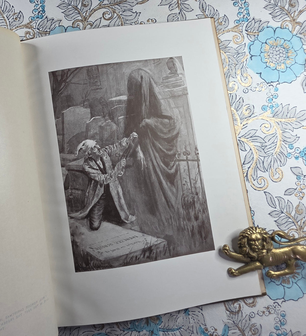 1911 A Christmas Carol by Charles Dickens - Illustrated Antique Edition